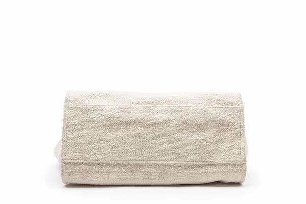 CHANEL : Borsa Deauville  - Asta Luxury Fashion - Associazione Nazionale - Case d'Asta italiane