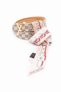 Louis Vuitton - Lotto composto da una cintura e un twilly