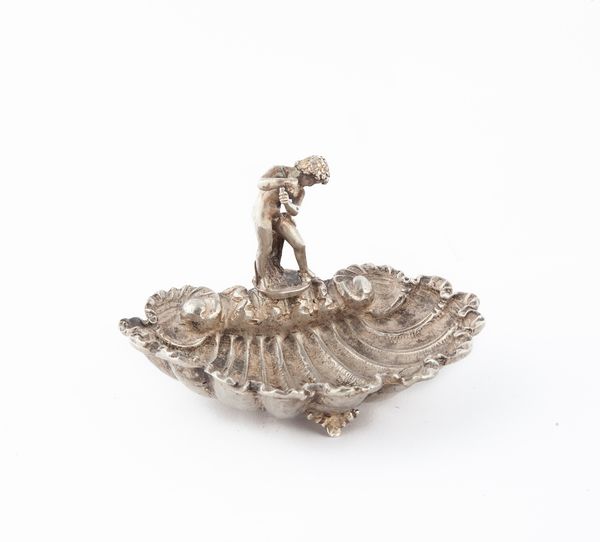 Saliera in argento a forma di conchiglia  - Asta Argenti Antichi e da Collezione - Associazione Nazionale - Case d'Asta italiane