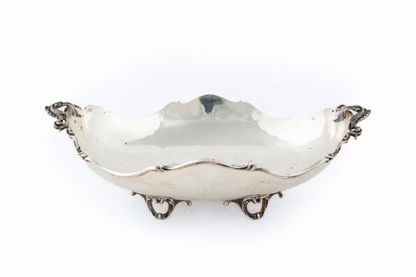 Centrotavola in argento  - Asta Argenti Antichi e da Collezione - Associazione Nazionale - Case d'Asta italiane