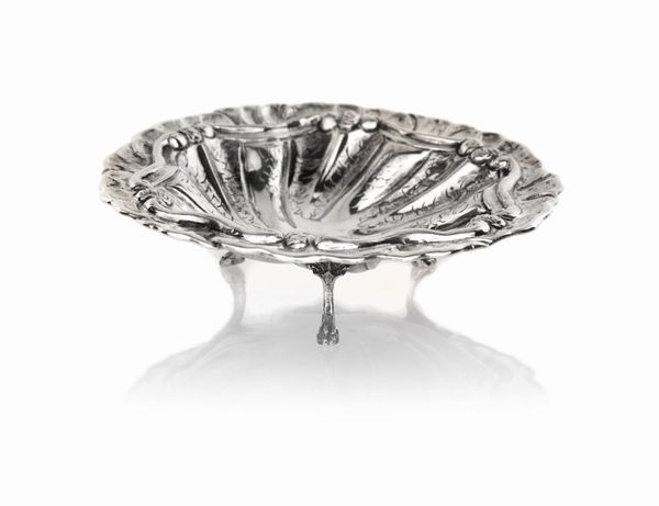 Vaschetta in argento 800/000, Milano, fine del XIX secolo  - Asta Argenti Antichi e da Collezione - Associazione Nazionale - Case d'Asta italiane