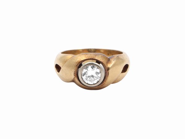 Anello solitario in oro giallo e bianco con diamante  - Asta Gioielli e Orologi - Associazione Nazionale - Case d'Asta italiane