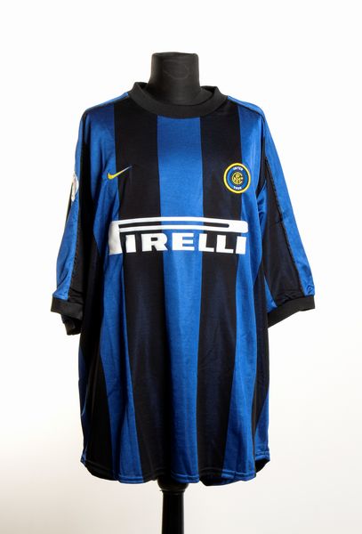 Calcio, Italia, FC INTER, maglia autografata SEEDORF  - Asta Antique Toys & Sports Memorabilia - Associazione Nazionale - Case d'Asta italiane