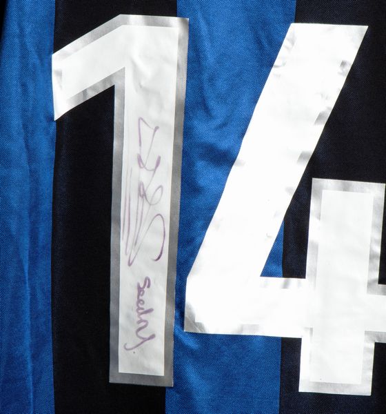 Calcio, Italia, FC INTER, maglia autografata SEEDORF  - Asta Antique Toys & Sports Memorabilia - Associazione Nazionale - Case d'Asta italiane