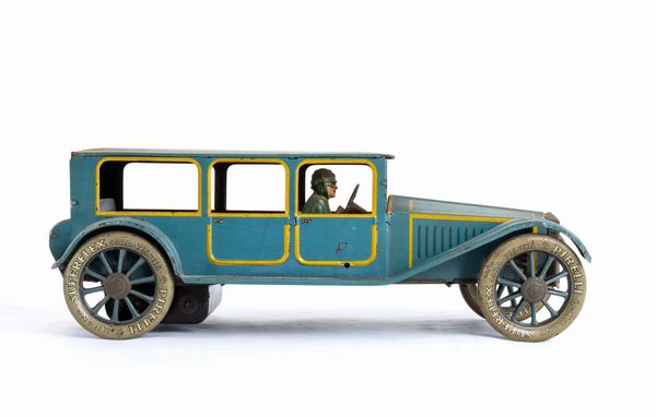 Alemanni, Auto limousine 6 luci gigante  - Asta Antique Toys & Sports Memorabilia - Associazione Nazionale - Case d'Asta italiane