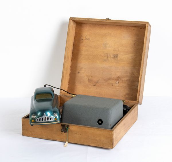 DOMO Ferrari 166 Touring filoguidata  - Asta Antique Toys & Sports Memorabilia - Associazione Nazionale - Case d'Asta italiane