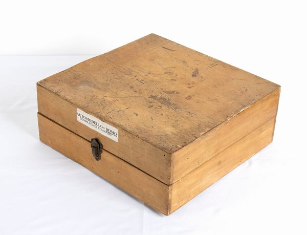 DOMO Ferrari 166 Touring filoguidata  - Asta Antique Toys & Sports Memorabilia - Associazione Nazionale - Case d'Asta italiane