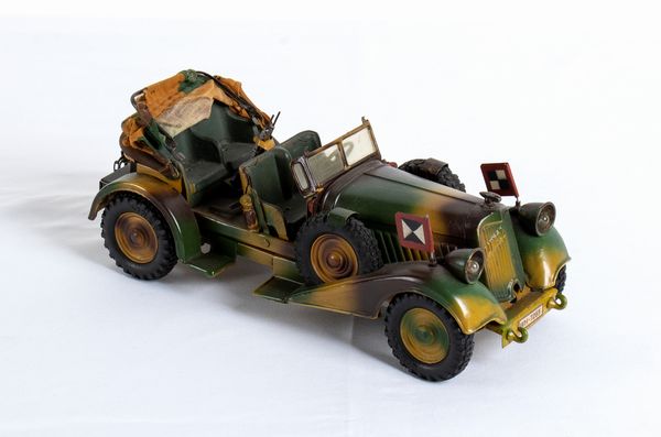 LINEOL Kubelwagen della Wermacht  - Asta Antique Toys & Sports Memorabilia - Associazione Nazionale - Case d'Asta italiane