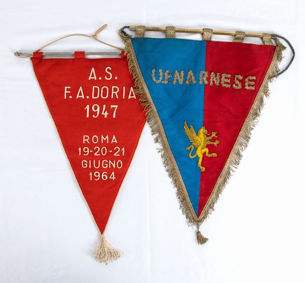 Calcio, Italia, lotto di due gagliardetti anni '60-'70  - Asta Antique Toys & Sports Memorabilia - Associazione Nazionale - Case d'Asta italiane