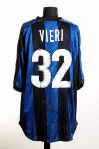 Calcio, Italia, FC INTER, maglia autografa Vieri  - Asta Antique Toys & Sports Memorabilia - Associazione Nazionale - Case d'Asta italiane