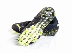 Calcio, Italia, SSC Napoli, Di Lorenzo scarpini autografati  - Asta Antique Toys & Sports Memorabilia - Associazione Nazionale - Case d'Asta italiane