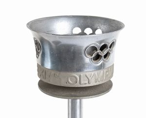Olimpiadi, torcia Londra, 1948  - Asta Antique Toys & Sports Memorabilia - Associazione Nazionale - Case d'Asta italiane