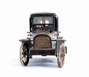 Limousine  - Asta Antique Toys & Sports Memorabilia - Associazione Nazionale - Case d'Asta italiane