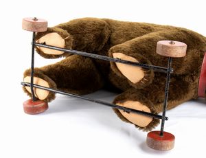 STEIFF orso su ruote  - Asta Antique Toys & Sports Memorabilia - Associazione Nazionale - Case d'Asta italiane