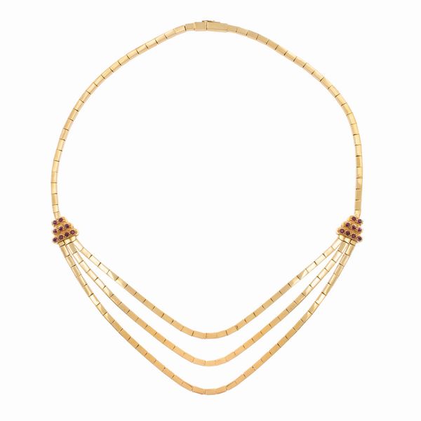 Collana in oro giallo 18kt e rubini  - Asta Gioielli Orologi | Fashion Vintage - Associazione Nazionale - Case d'Asta italiane