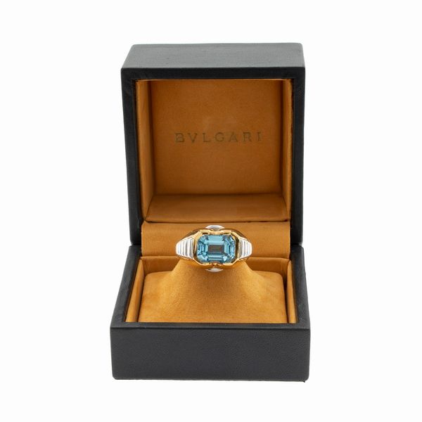 Bulgari anello topazio azzurro  - Asta Gioielli Orologi | Fashion Vintage - Associazione Nazionale - Case d'Asta italiane