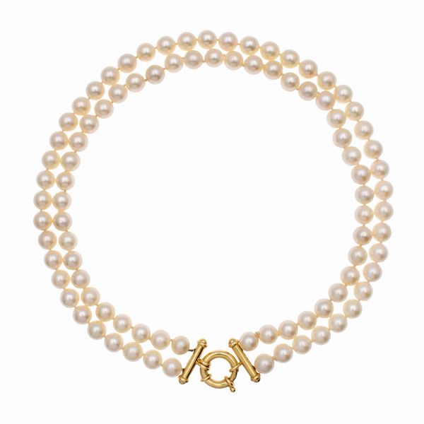 Collana a due fili di perle coltivate  - Asta Gioielli Orologi | Fashion Vintage - Associazione Nazionale - Case d'Asta italiane
