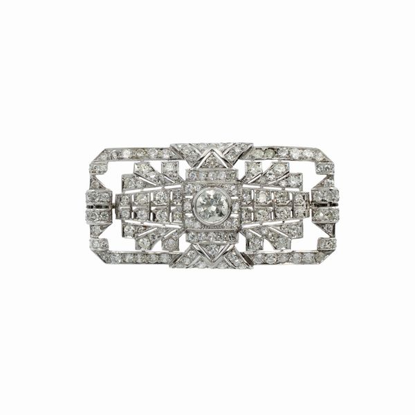 Spilla rettangolare in oro bianco 18kt e diamanti  - Asta Gioielli Orologi | Fashion Vintage - Associazione Nazionale - Case d'Asta italiane