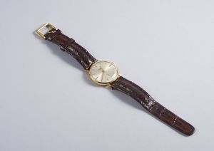 LONGINES - Orologio da uomo di forma rotonda in oro giallo 18k.con movimento meccanico