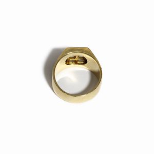 . : Anello in oro giallo 18k con 6 diamanti taglio smeralo di 1,70 ct. ca.  - Asta GIOIELLI - OROLOGI - ALL I WANT FOR CHRISTMAS Online - Associazione Nazionale - Case d'Asta italiane
