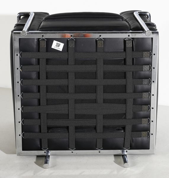 LE CORBUSIER, PIERRE JEANNERET, CHARLOTTE PERRIAND : Coppia di poltrone mod. LC2 per Cassina, Meda  - Asta DESIGN E ARTI DECORATIVE DEL NOVECENTO - Associazione Nazionale - Case d'Asta italiane