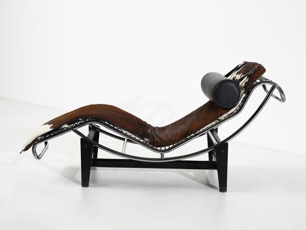 MANIFATTURA ITALIANA : Chaise longue ispirata al mod. LC4 di Le Corbusier, Pierre Jeanneret, Charlotte Perriand  - Asta DESIGN E ARTI DECORATIVE DEL NOVECENTO - Associazione Nazionale - Case d'Asta italiane