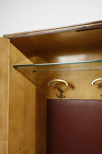 MOBILI D'ARTE SCREMIN : Armadio-guardaroba da ingresso  - Asta DESIGN E ARTI DECORATIVE DEL NOVECENTO - Associazione Nazionale - Case d'Asta italiane