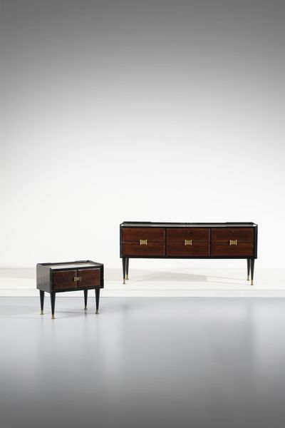 MANIFATTURA ITALIANA : Cassettiera e comodino  - Asta DESIGN E ARTI DECORATIVE DEL NOVECENTO - Associazione Nazionale - Case d'Asta italiane