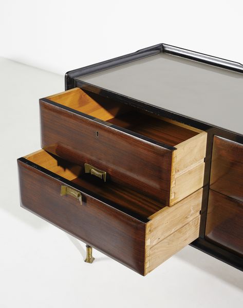 MANIFATTURA ITALIANA : Cassettiera e comodino  - Asta DESIGN E ARTI DECORATIVE DEL NOVECENTO - Associazione Nazionale - Case d'Asta italiane