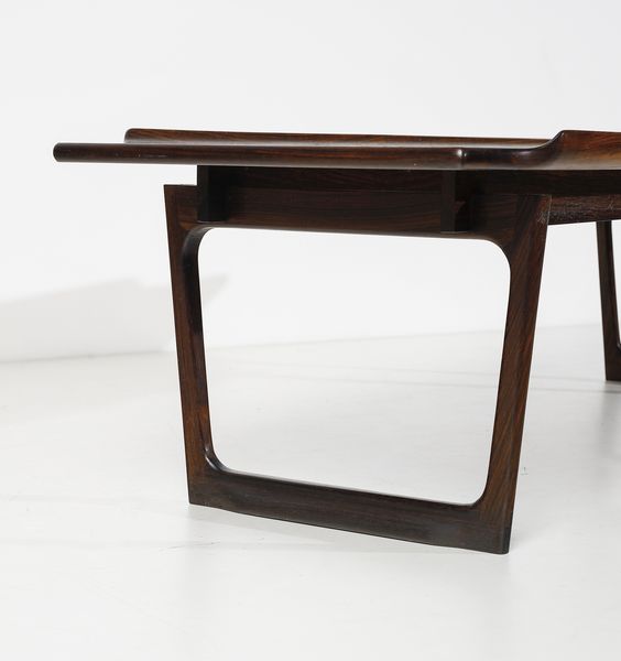 LOVIG NIELSEN PETER (1915 - 1989) : attribuito. Tavolo da salotto  - Asta DESIGN E ARTI DECORATIVE DEL NOVECENTO - Associazione Nazionale - Case d'Asta italiane