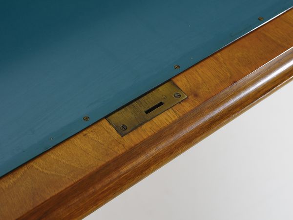 PONTI GIO (1891 - 1979) : attribuito. Mobile pensile con vani a giorno e ribalta  - Asta DESIGN E ARTI DECORATIVE DEL NOVECENTO - Associazione Nazionale - Case d'Asta italiane