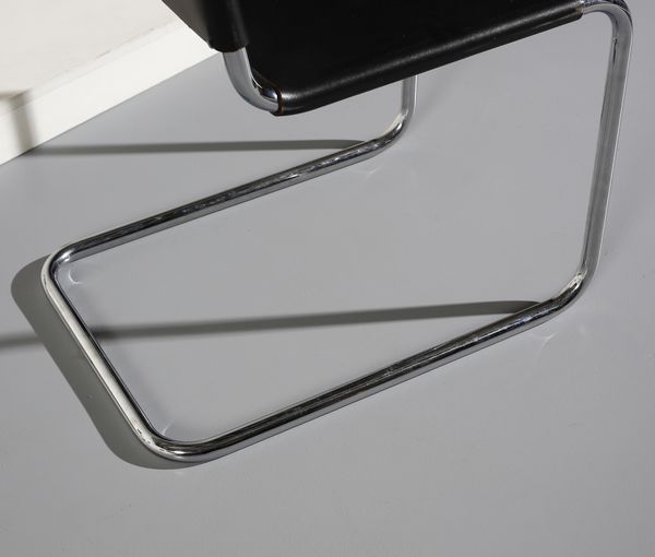 BREUER MARCEL LAJOS (1902 - 1981) : Sei sedie mod. B33  - Asta DESIGN E ARTI DECORATIVE DEL NOVECENTO - Associazione Nazionale - Case d'Asta italiane