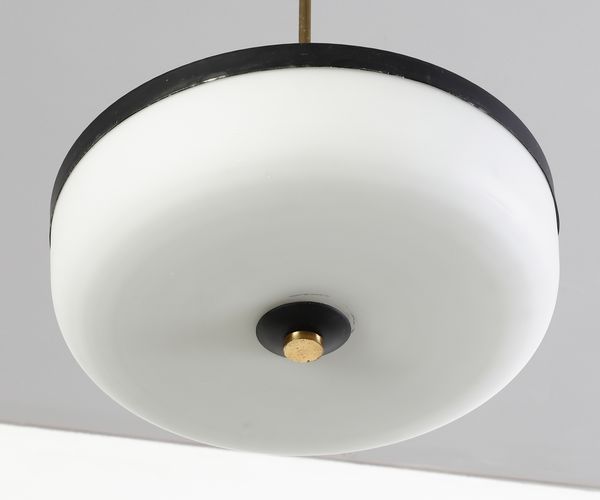 MANIFATTURA ITALIANA : Coppia di lampade a sospensione  - Asta DESIGN E ARTI DECORATIVE DEL NOVECENTO - Associazione Nazionale - Case d'Asta italiane