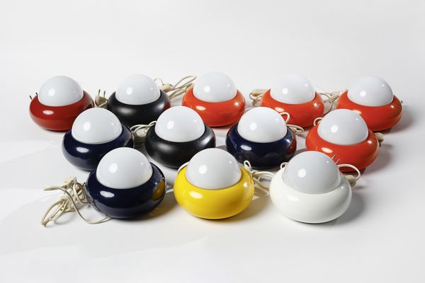 Luci : Dodici lampade da tavolo mod. C359, Milano  - Asta DESIGN E ARTI DECORATIVE DEL NOVECENTO - Associazione Nazionale - Case d'Asta italiane