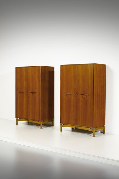 MANIFATTURA DANESE : Coppia di armadi  - Asta DESIGN E ARTI DECORATIVE DEL NOVECENTO - Associazione Nazionale - Case d'Asta italiane