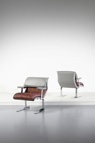 OFFREDI GIOVANNI (1927 - 2007) : Coppia di poltrone mod. Onda per Saporiti, Besnate  - Asta DESIGN E ARTI DECORATIVE DEL NOVECENTO - Associazione Nazionale - Case d'Asta italiane