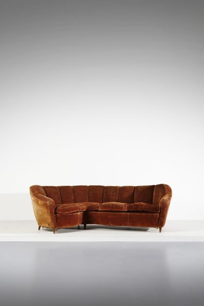 PONTI GIO (1891 - 1979) : Divano per Casa & Giardino, Milano  - Asta DESIGN E ARTI DECORATIVE DEL NOVECENTO - Associazione Nazionale - Case d'Asta italiane