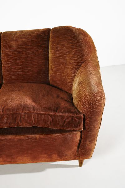 PONTI GIO (1891 - 1979) : Divano per Casa & Giardino, Milano  - Asta DESIGN E ARTI DECORATIVE DEL NOVECENTO - Associazione Nazionale - Case d'Asta italiane