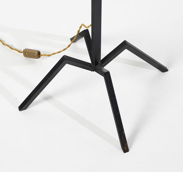 MANIFATTURA ITALIANA : Lampada da terra  - Asta DESIGN E ARTI DECORATIVE DEL NOVECENTO - Associazione Nazionale - Case d'Asta italiane