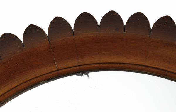 FRAMAR (FRATELLI MARELLI) : Specchio da parete con cornice dentellata, Italia  - Asta DESIGN E ARTI DECORATIVE DEL NOVECENTO - Associazione Nazionale - Case d'Asta italiane