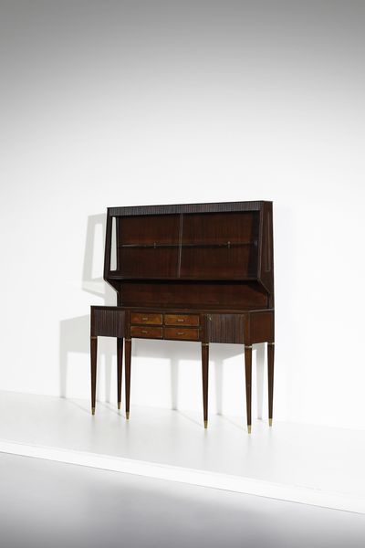 BUFFA PAOLO (1903 - 1970) : nello stile di. Mobile da soggiorno con vetrina, cassetti e stipi  - Asta DESIGN E ARTI DECORATIVE DEL NOVECENTO - Associazione Nazionale - Case d'Asta italiane