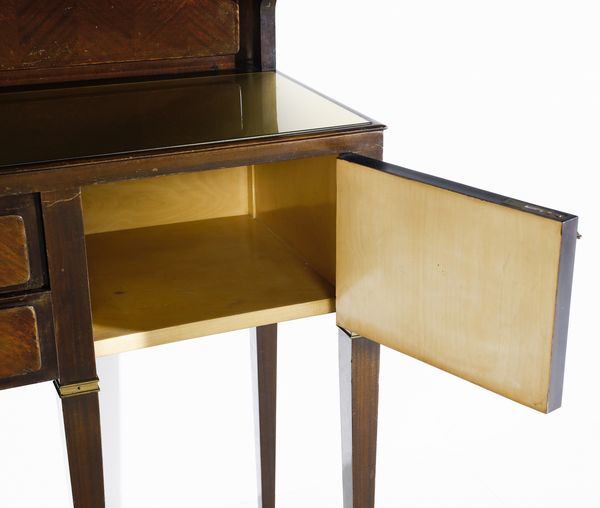 BUFFA PAOLO (1903 - 1970) : nello stile di. Mobile da soggiorno con vetrina, cassetti e stipi  - Asta DESIGN E ARTI DECORATIVE DEL NOVECENTO - Associazione Nazionale - Case d'Asta italiane