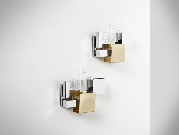 SCIOLARI GAETANO  (1927 - 1994) : Coppia di lampade da parete  - Asta DESIGN E ARTI DECORATIVE DEL NOVECENTO - Associazione Nazionale - Case d'Asta italiane