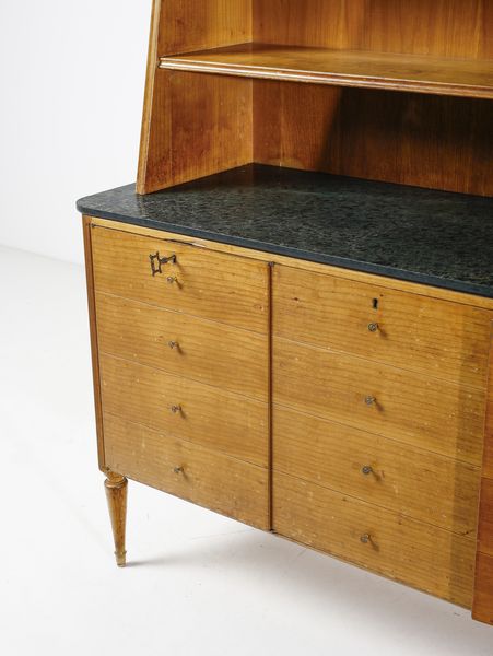 MOBILI D'ARTE SCREMIN : Credenza con alzata, Belluno  - Asta DESIGN E ARTI DECORATIVE DEL NOVECENTO - Associazione Nazionale - Case d'Asta italiane