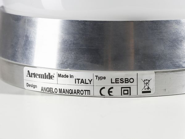 MANGIAROTTI ANGELO (1921 - 2012) : Lampada da tavolo Lesbo per Artemide, Milano  - Asta DESIGN E ARTI DECORATIVE DEL NOVECENTO - Associazione Nazionale - Case d'Asta italiane