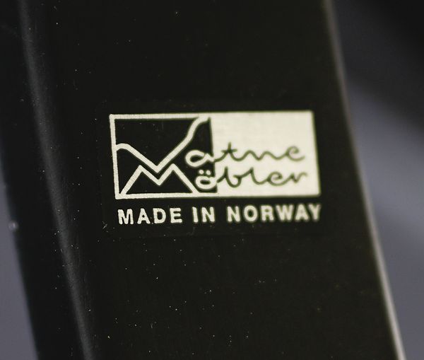 RESSEL SIGURD (1920 - 2010) : Coppia di poltrone mod. Falcon per Vatne Moble, Norvegia  - Asta DESIGN E ARTI DECORATIVE DEL NOVECENTO - Associazione Nazionale - Case d'Asta italiane