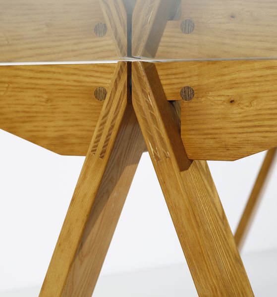 SABADIN GIGI (n. 1930) : Tavolo mod. Martino per Emme Italia  - Asta DESIGN E ARTI DECORATIVE DEL NOVECENTO - Associazione Nazionale - Case d'Asta italiane