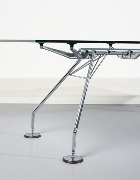 NORMAN FOSTER  (n. 1935) : Grande tavolo da riunioni della serie Nomos per Tecno, Varedo  - Asta DESIGN E ARTI DECORATIVE DEL NOVECENTO - Associazione Nazionale - Case d'Asta italiane