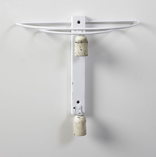 MANGIAROTTI ANGELO (1921 - 2012) : Coppia di lampade da parete della serie Giogali per Vistosi, Treviso  - Asta DESIGN E ARTI DECORATIVE DEL NOVECENTO - Associazione Nazionale - Case d'Asta italiane