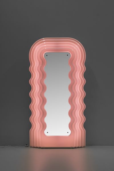 SOTTSASS ETTORE (1917 - 2007) : Specchiera mod. Ultrafragola per Poltronova, Firenze  - Asta DESIGN E ARTI DECORATIVE DEL NOVECENTO - Associazione Nazionale - Case d'Asta italiane